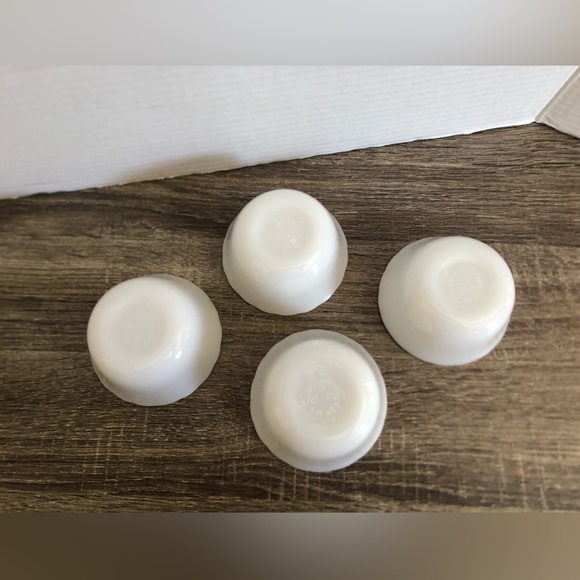 Vtg Fire King Milk Glass Custard Bowls - Picture 13 of 13